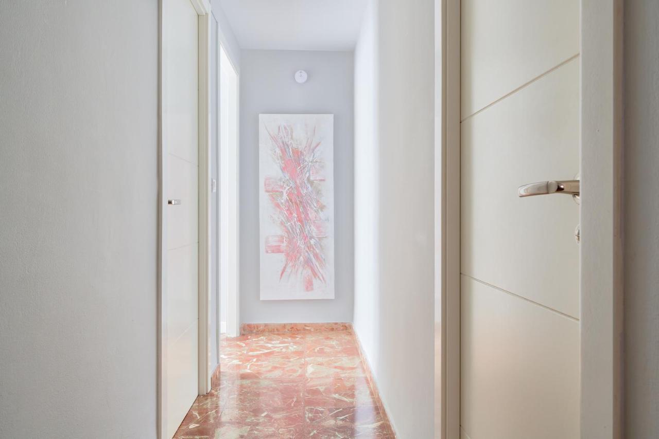 Sun-Kissed Getaway Apartment Malaga Ngoại thất bức ảnh