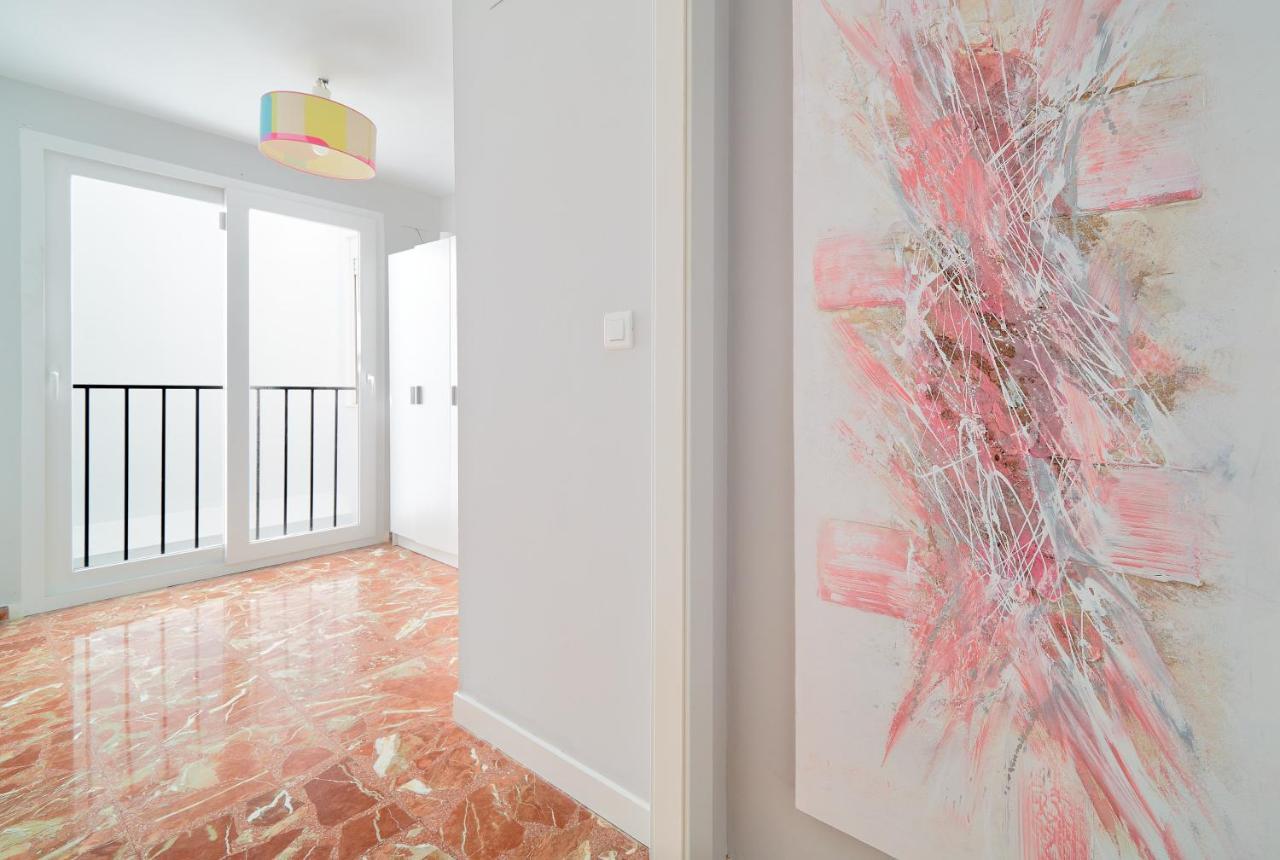 Sun-Kissed Getaway Apartment Malaga Ngoại thất bức ảnh