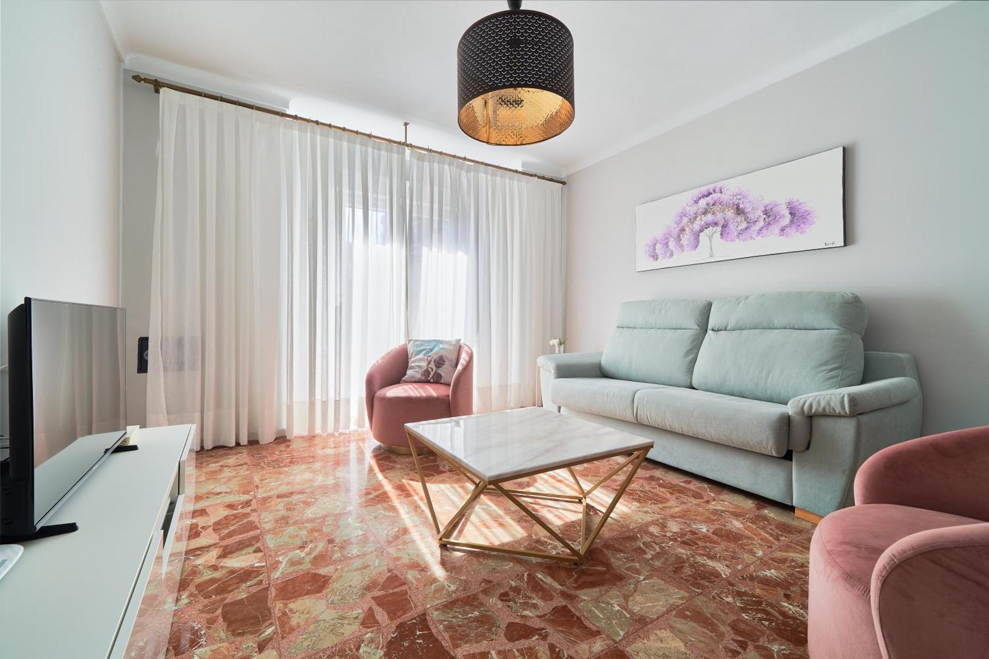 Sun-Kissed Getaway Apartment Malaga Ngoại thất bức ảnh